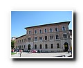 Siena
Piazza Salimbeni